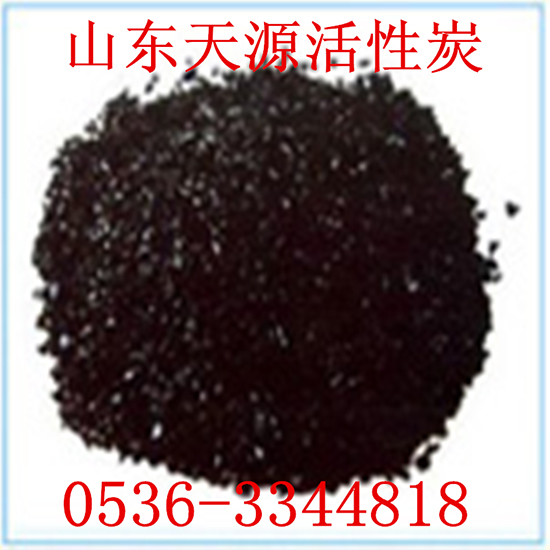 粉末顆?；钚蕴?/></a><br/>
</p>
<p>
    <br/>
</p>
<p>
    根據(jù)活性炭的外形，通常分為粉狀和粒狀兩大類。粒狀活性炭又有圓柱形、球形、空心圓柱形和空心球形以及不規(guī)則形狀的破碎炭等。隨著現(xiàn)代工業(yè)和科學(xué)技術(shù)的發(fā)展，出現(xiàn)了許多活性炭新品種，如炭分子篩、微球炭、活性炭納米管、活性炭纖維等。<br/><br/>孔隙結(jié)構(gòu)<br/><a href=